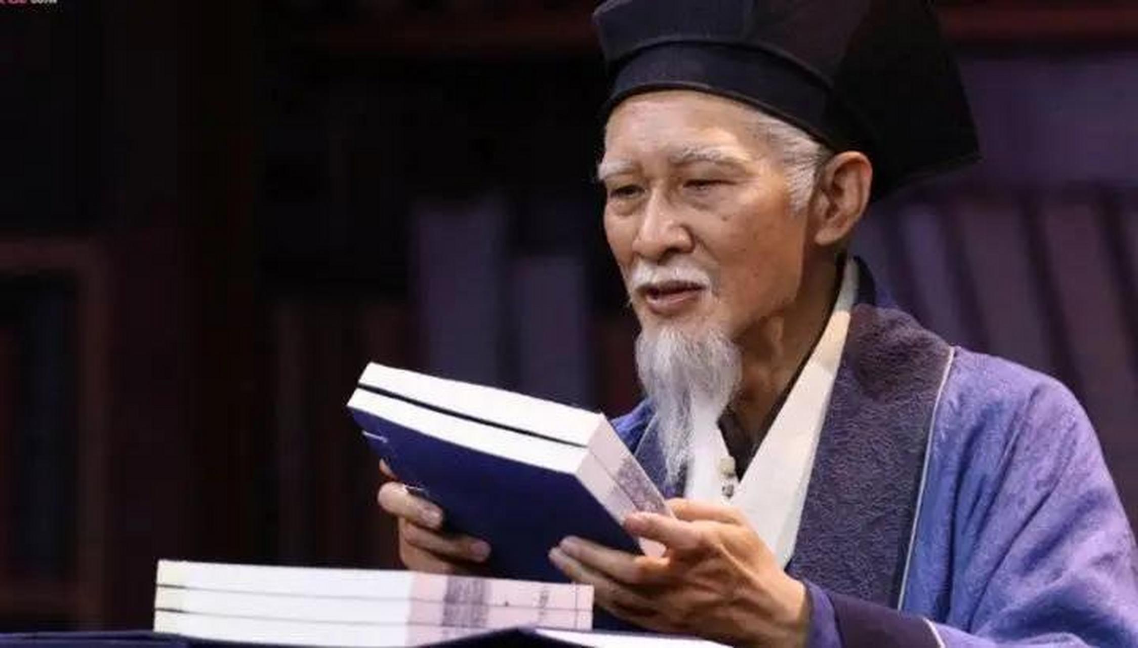 1580年,62岁的李时珍,手捧《本草纲目》四处碰壁,他含泪哭求王世贞,"