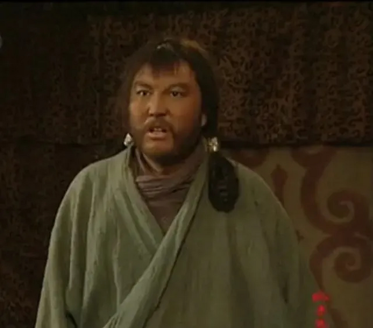 成吉思汗统一蒙古后,被通天巫挑拔,竟怒打胞弟合撒儿,母亲诃额仑气得