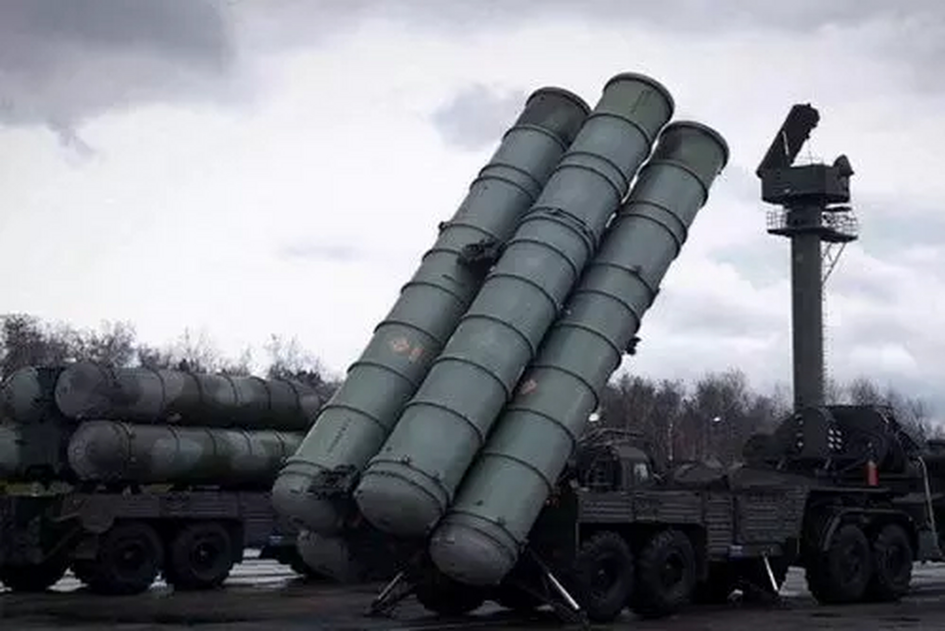 俄罗斯决定重启古巴导弹基地,美国表示强烈抗议,引发关注  近日,国际