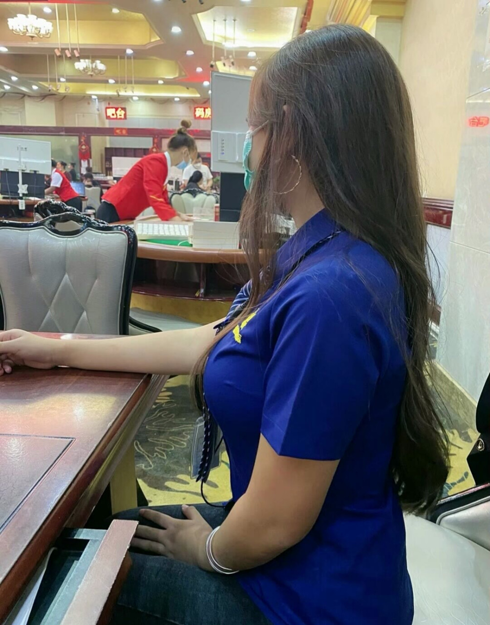 华纳国际美女荷官