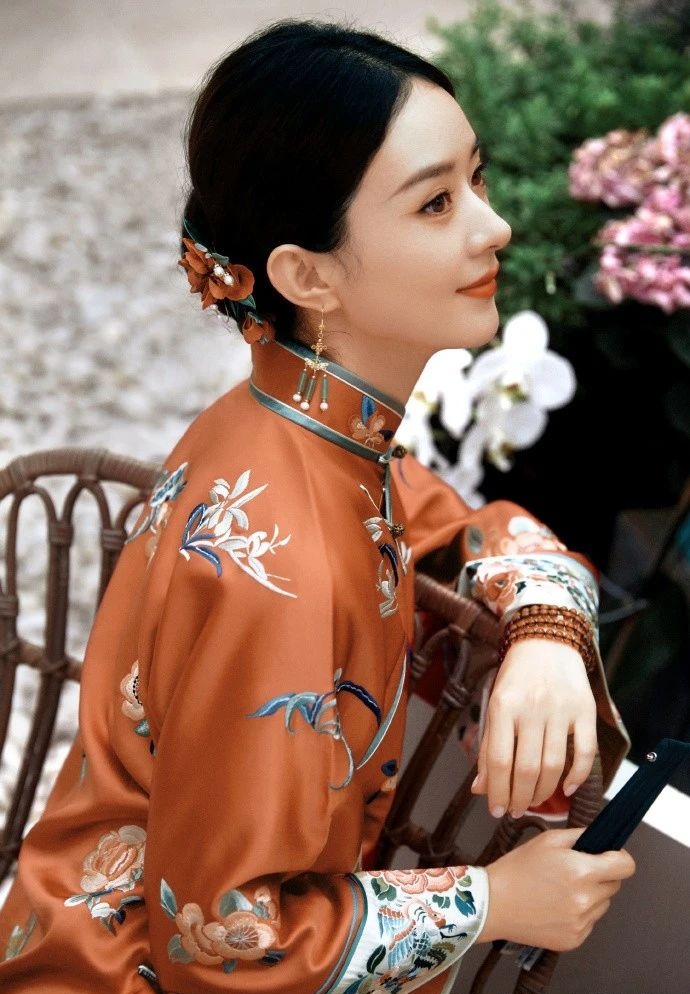 颖宝这组旗袍照绝了