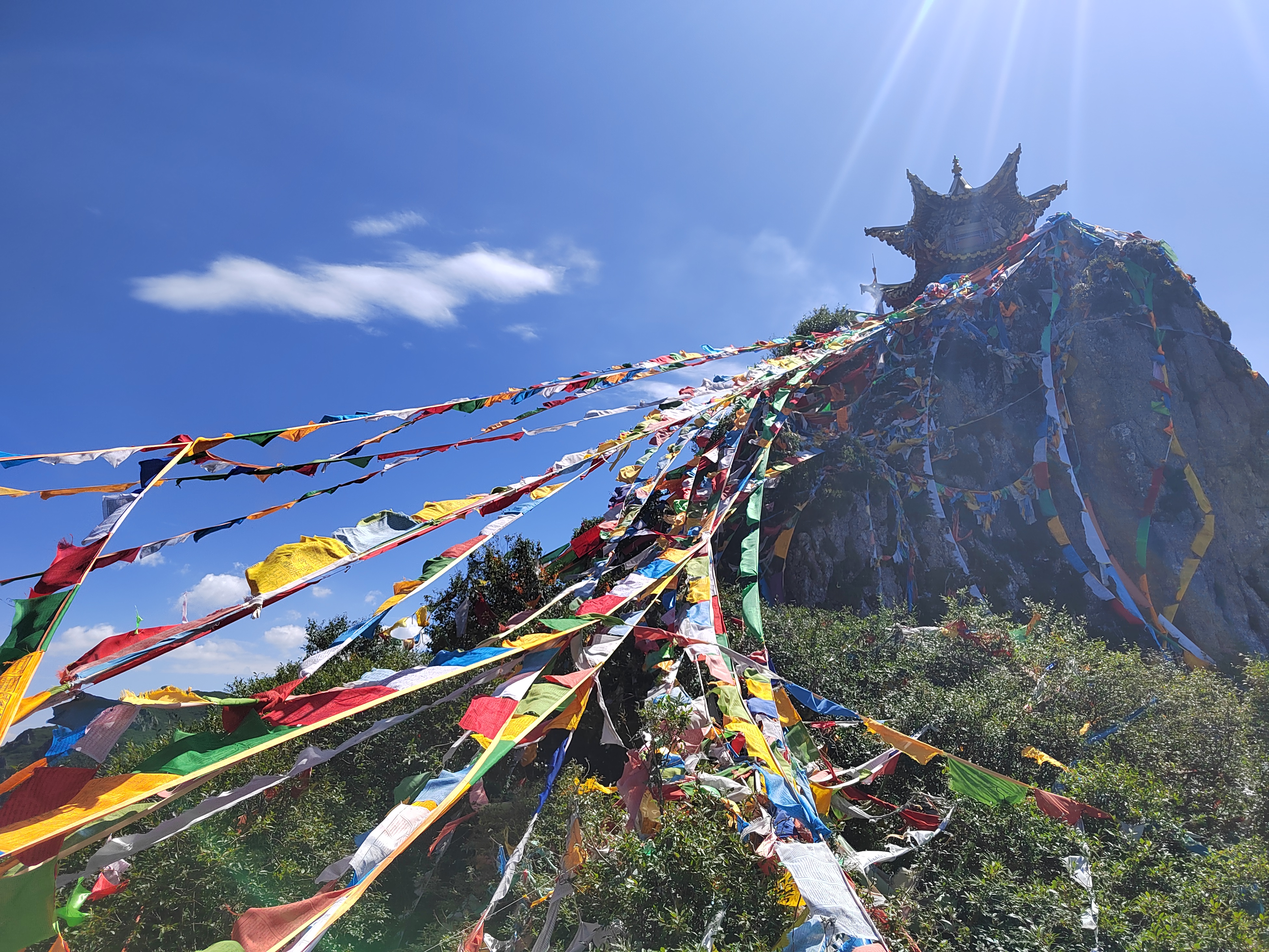 甘肃莲花山风景区图片