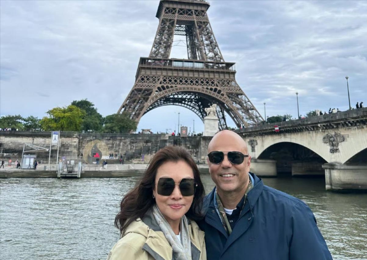 史可找了个瑞士的老公,结婚已经二十多年了,他们很恩爱很幸福,他们