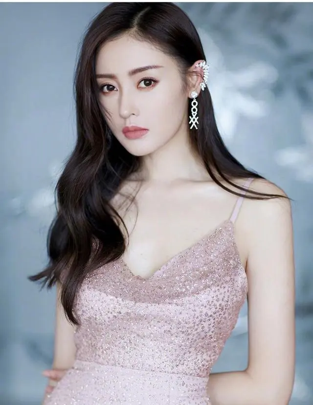 娱乐圈一直不温不火十大女明星