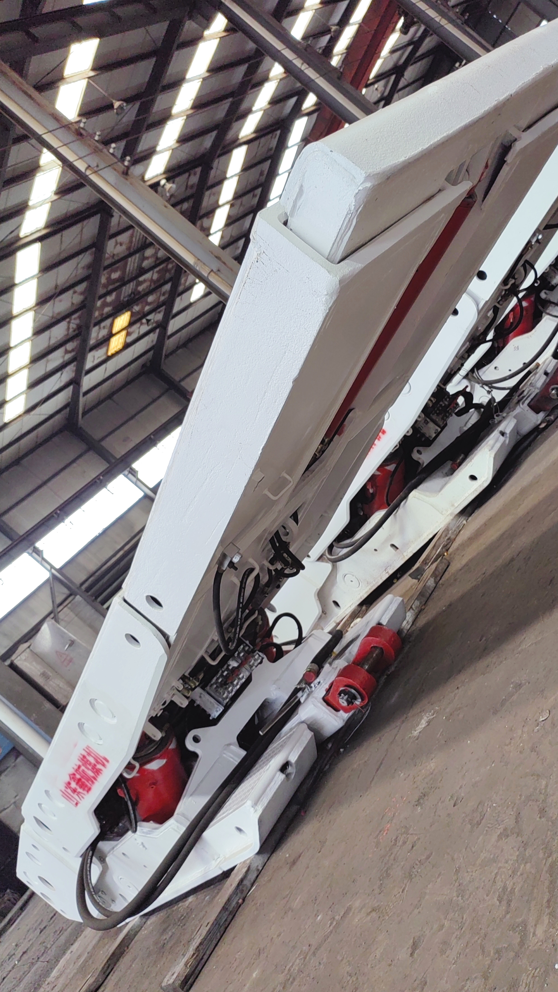 煤矿用综采设备三机"配套是综采工作面的"采,运,支"等重点设备配套