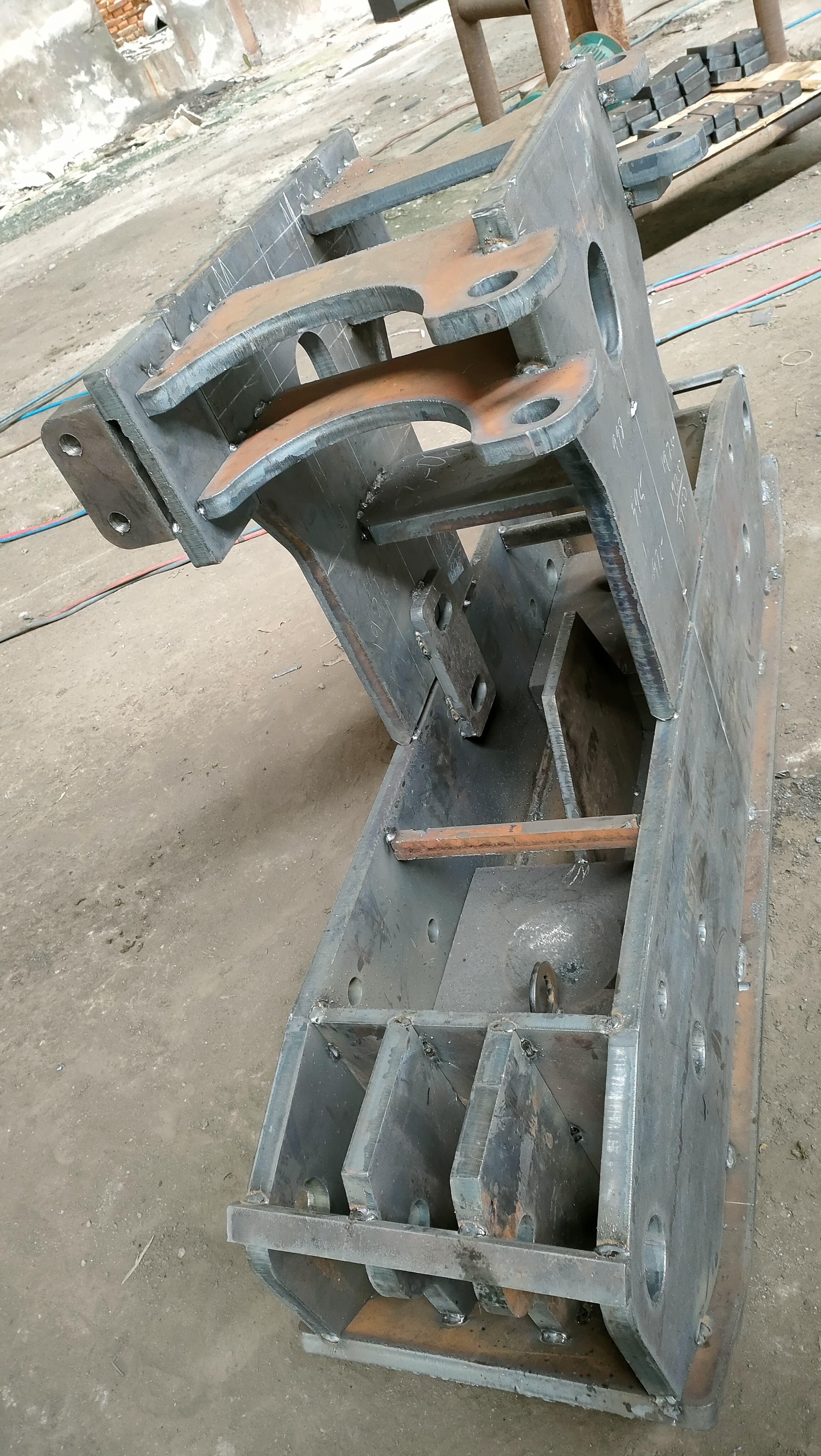 二手煤矿井下支护设备液压支架回收修复