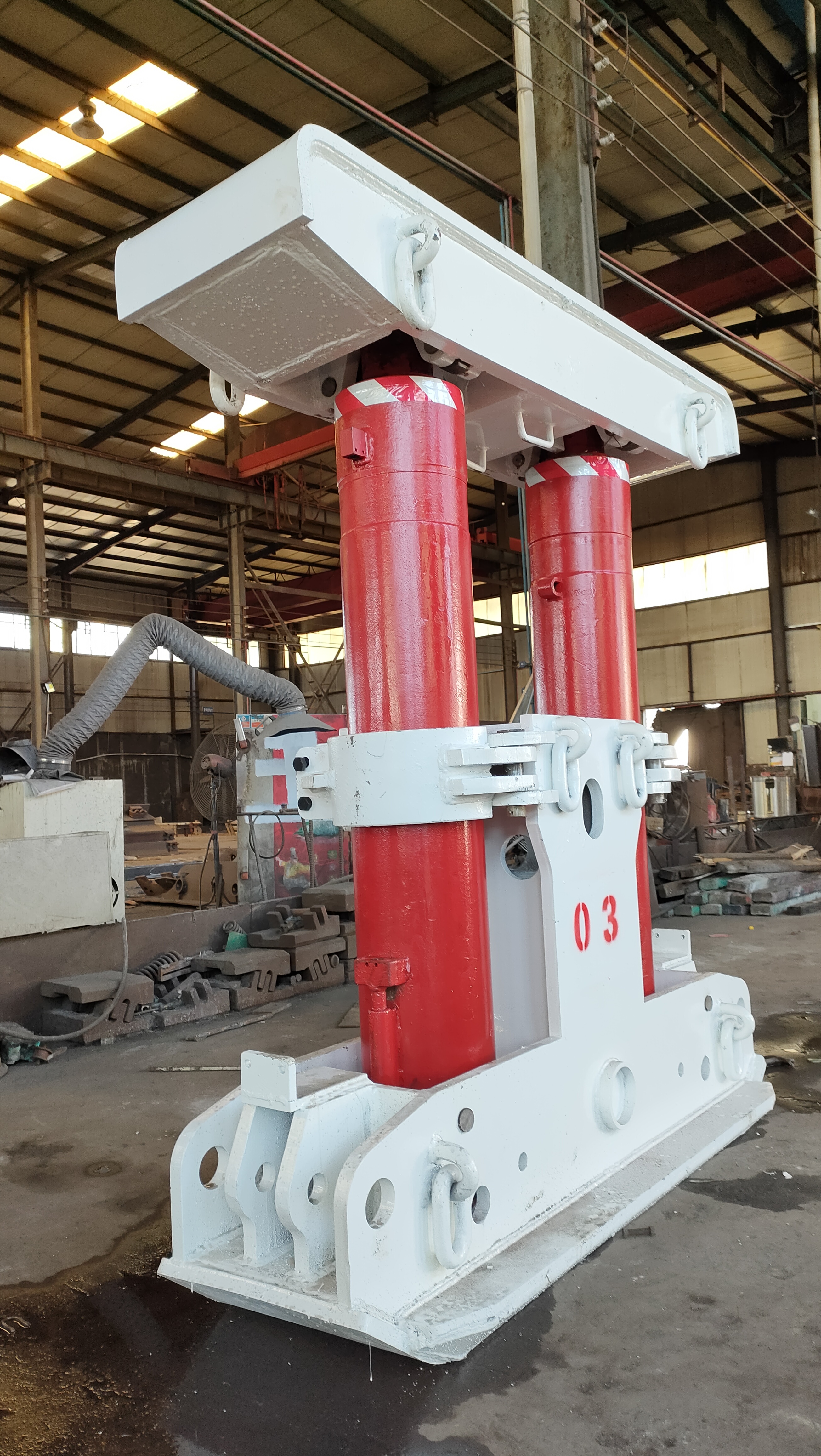 煤矿井下支护设备单元支架新款制造生产中#煤矿用液压支架# 煤矿