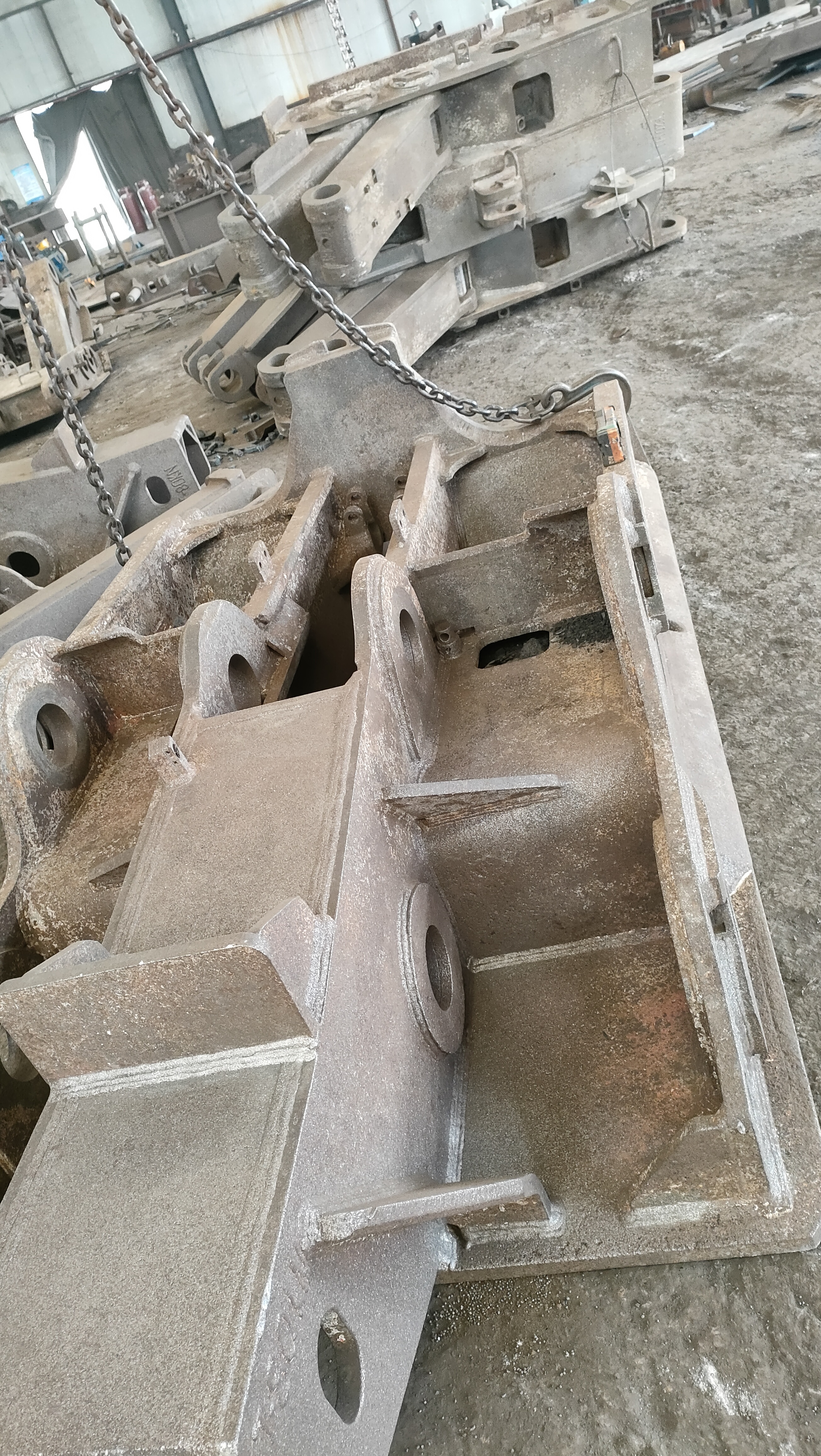 二手煤矿工作面支护设备液压支架回收维修