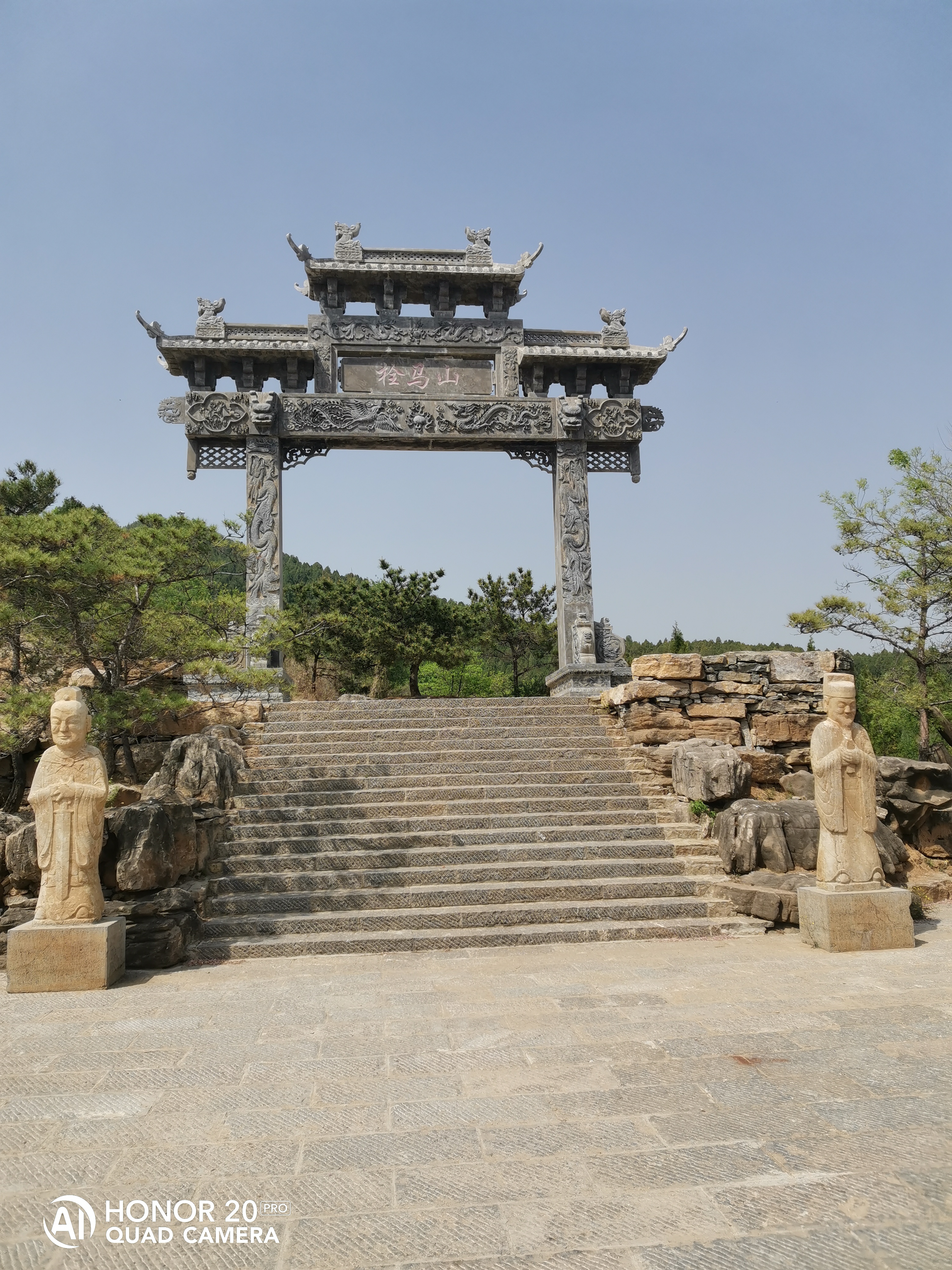 潍坊青州九龙峪,景观自然任漫步. 生态旅游五核心,玻璃吊桥龙门崮.