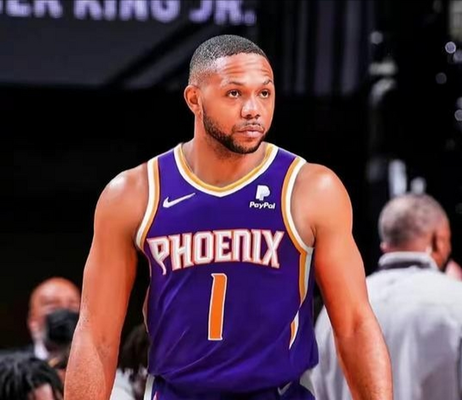 希望戈登可以圆自己的冠军梦! 加油圆脸登!