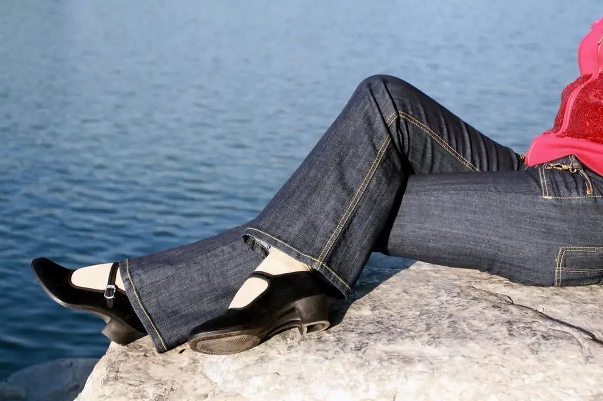 分享一组高跟布鞋美图