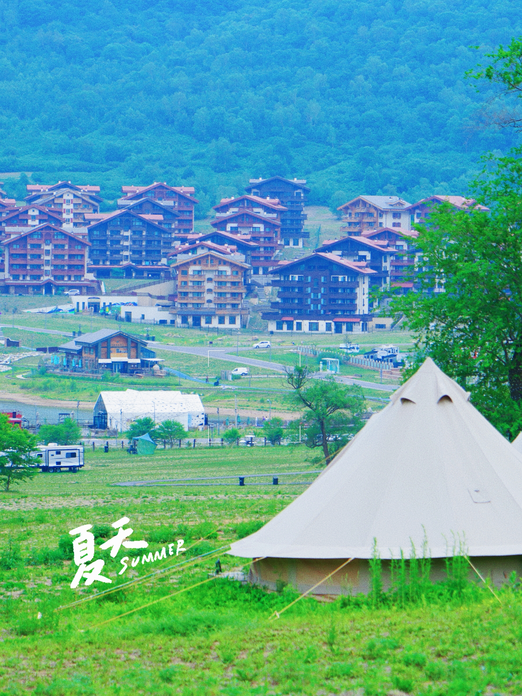 海坨山谷rvpark房车营地,位置在河北张家口赤城县.