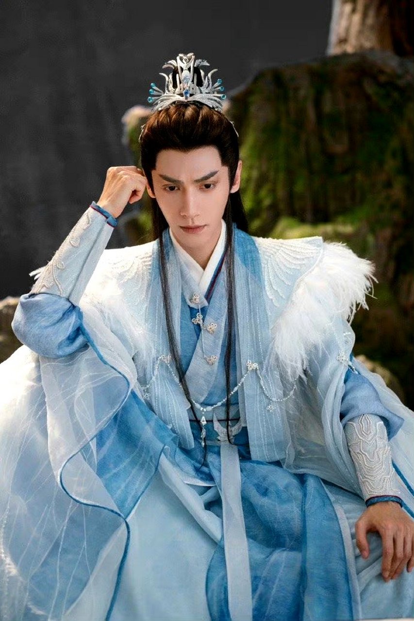 罗云熙# #电视剧长月烬明# #长月烬明# #白鹿