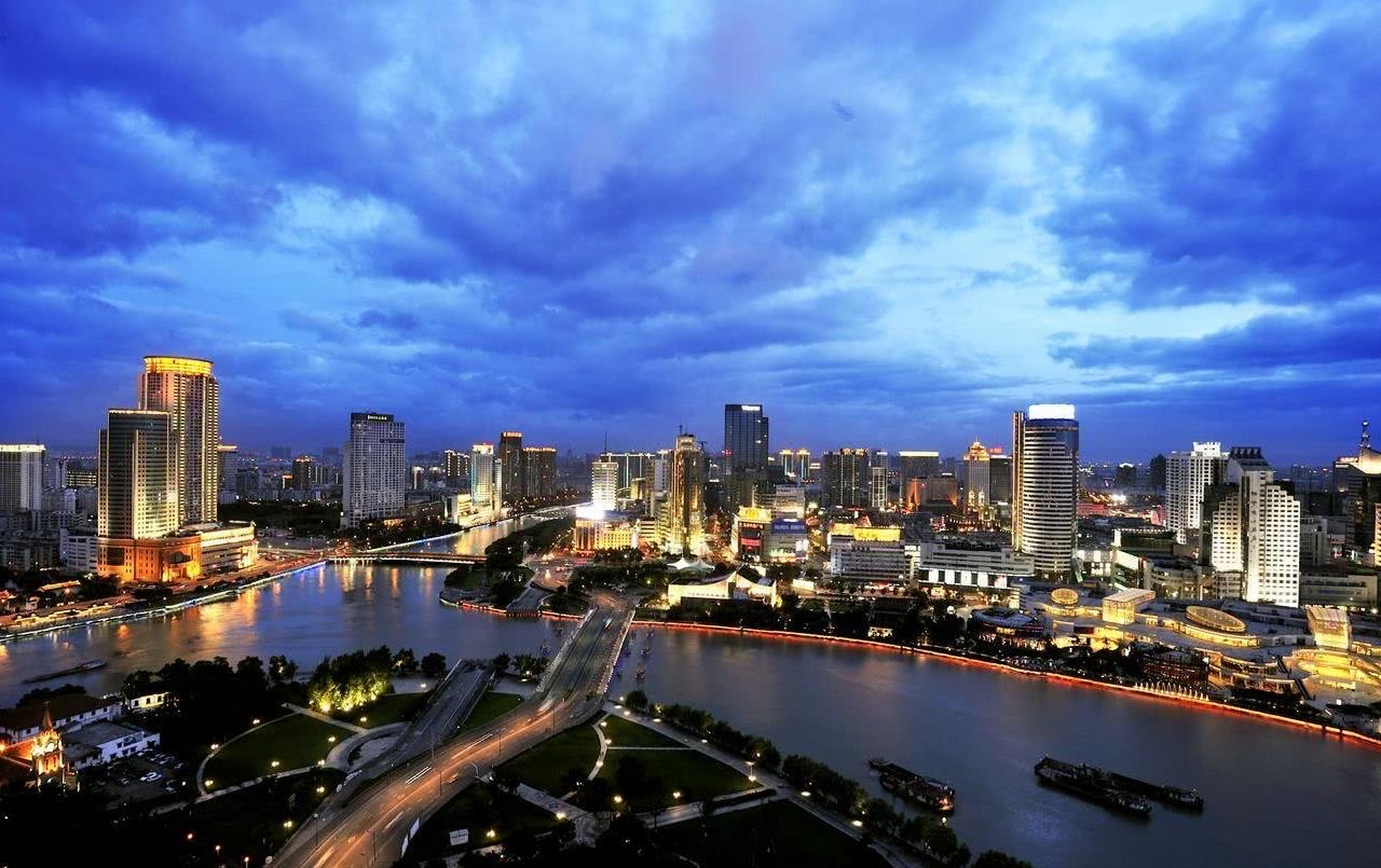 宁波和青岛到底谁更强啊?