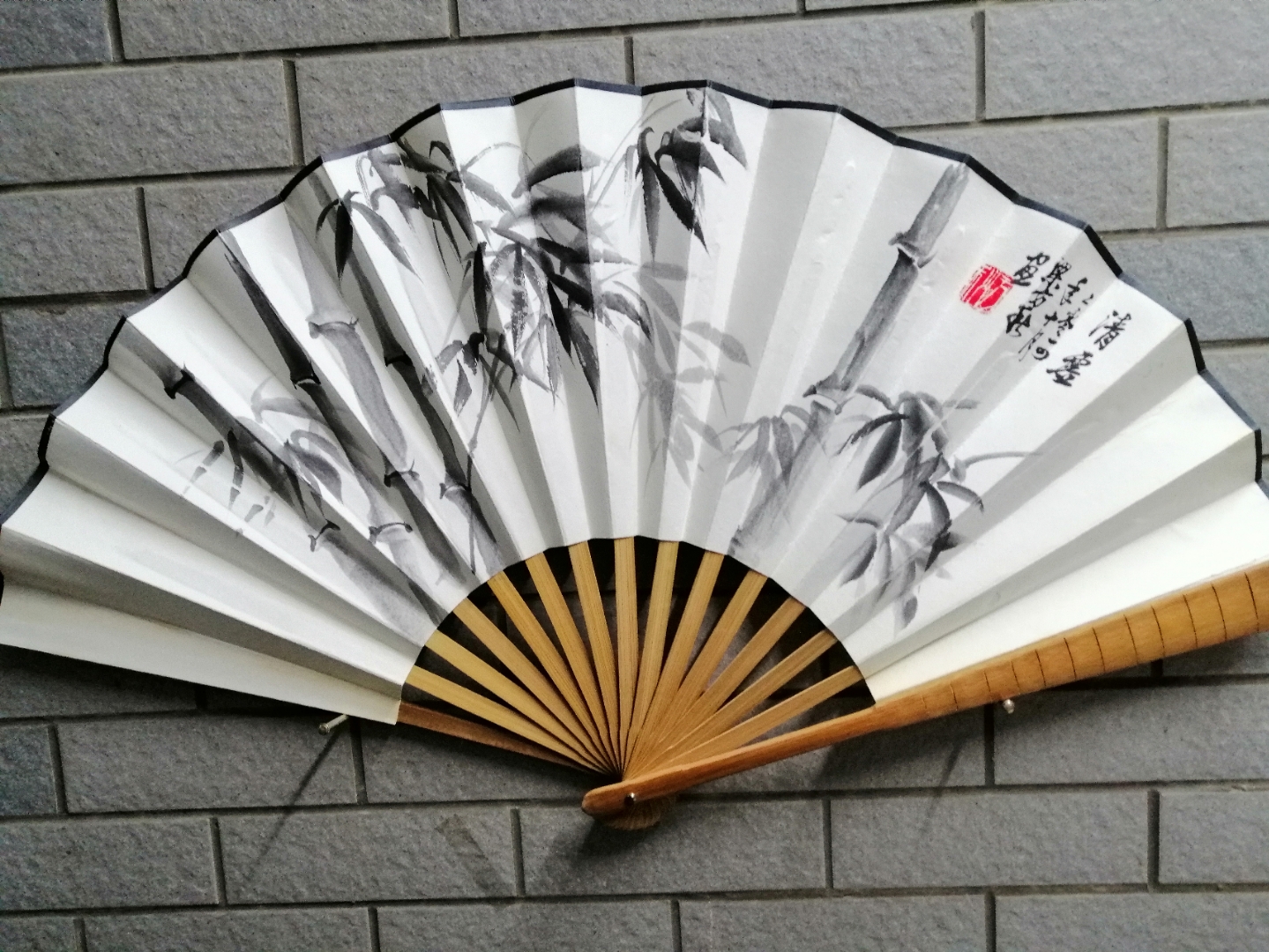 2016年写的扇子,有一把画的竹水平不咋地