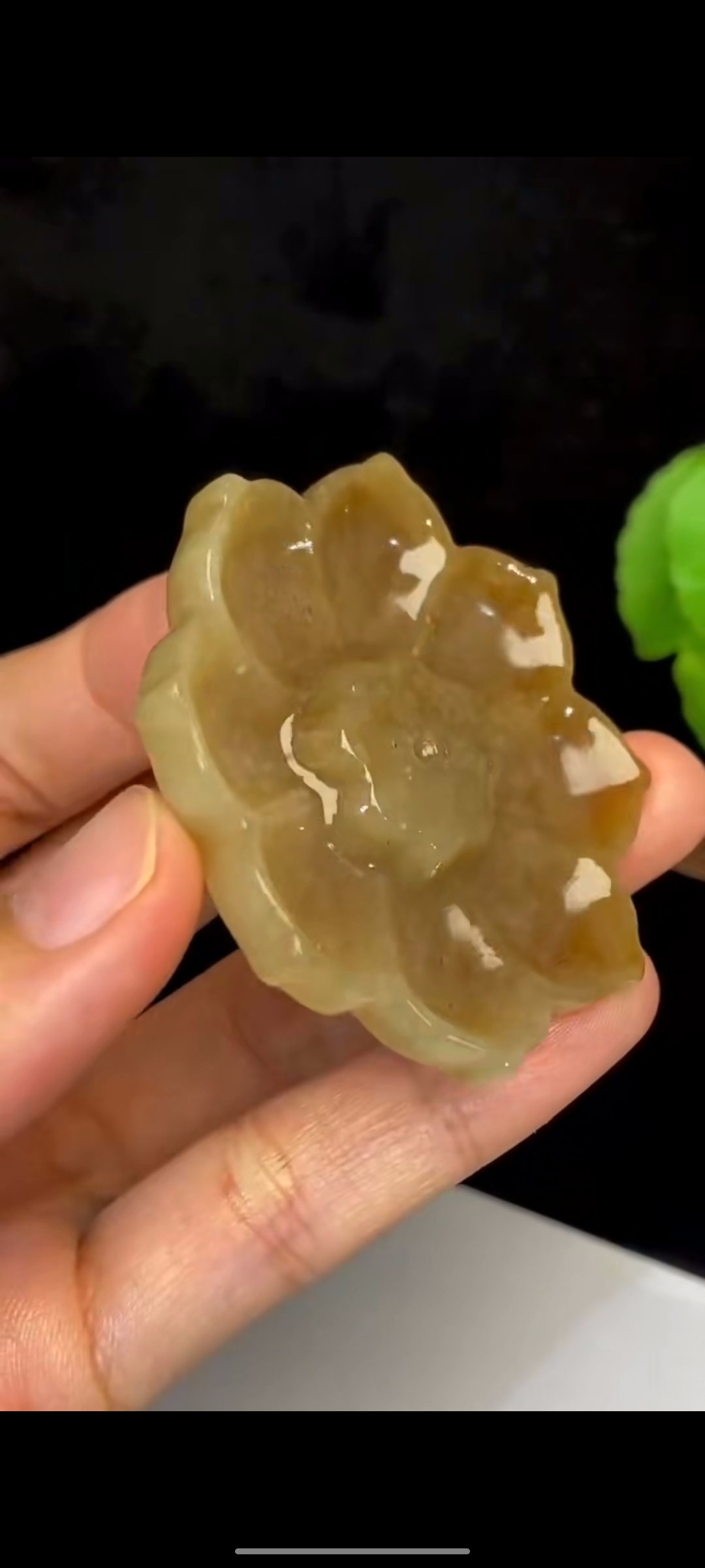 和田玉糖白玉《莲花香插》