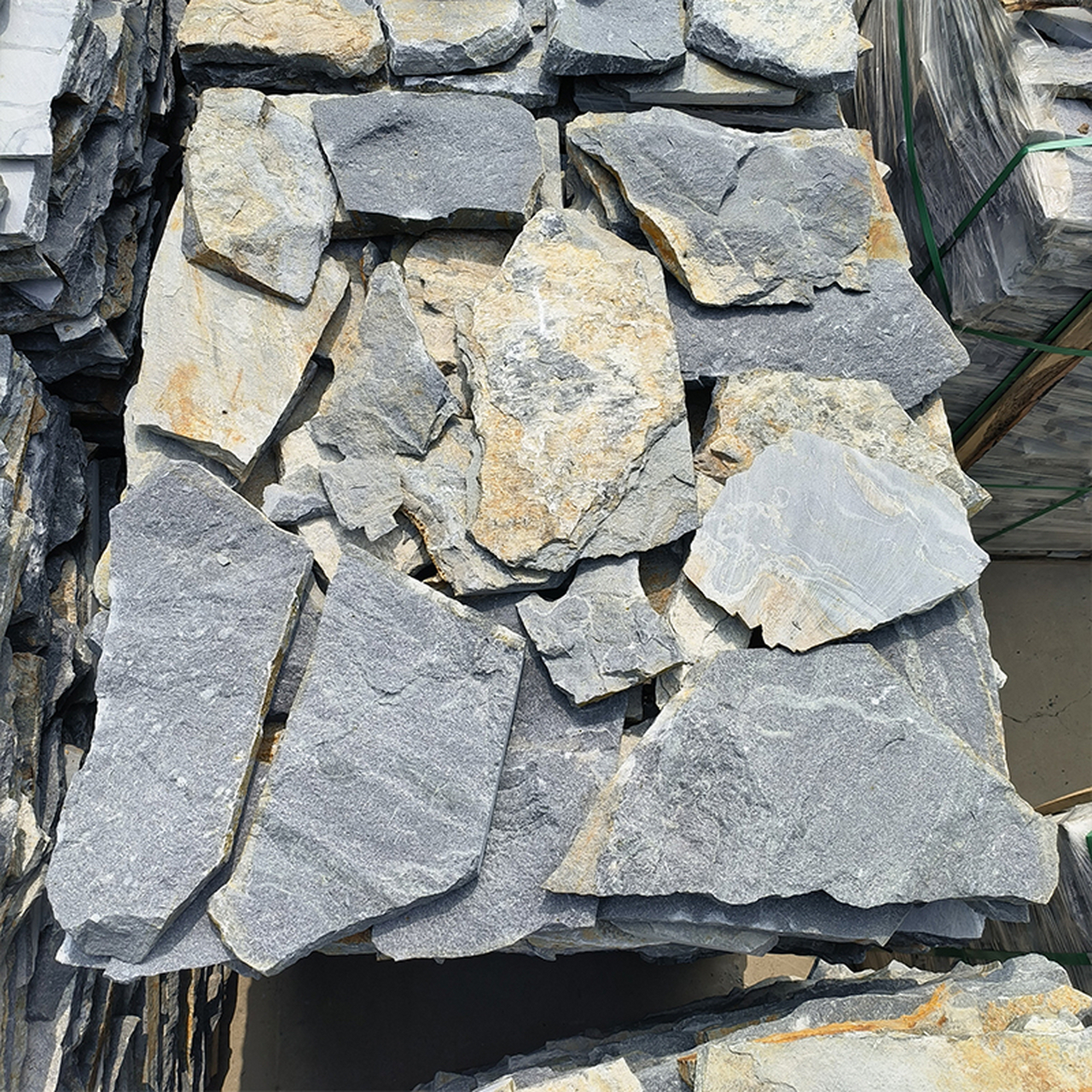 天然文化石碎拼片石不规则乱型石厂家