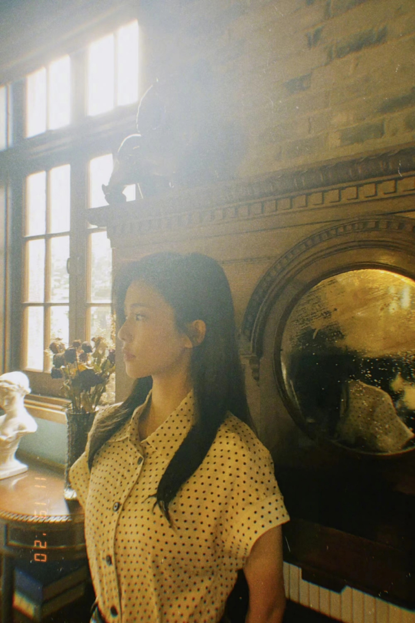 1,黄浦江鸭王都不用自己买车,他没出道之前曾经在过生日时收到过富婆