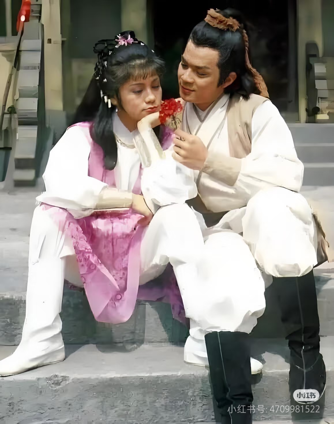 黄日华与翁美玲83版射雕英雄传剧照,不朽的经典!#拍拍身边事