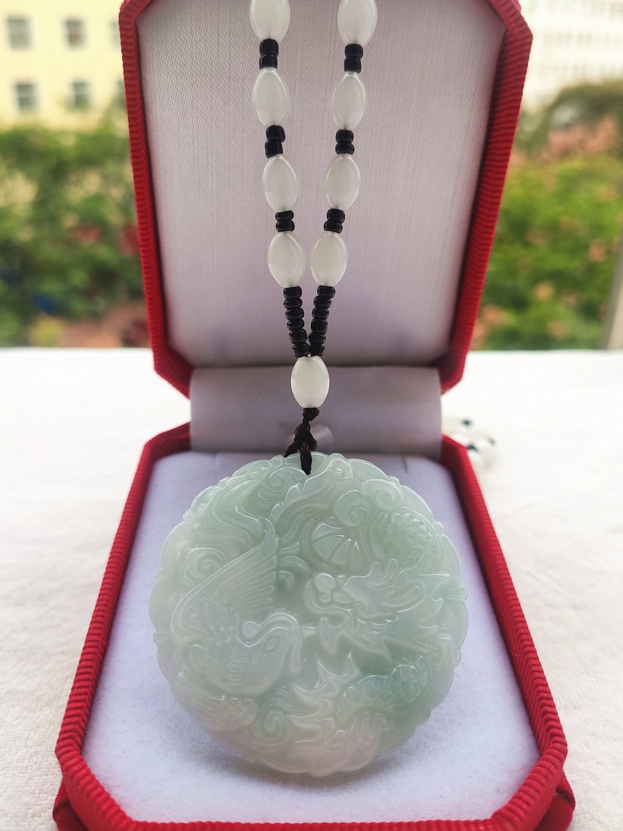 天然翡翠a货龙凤玉佩玉石项链吊坠毛衣链情侣圆牌挂件男女带证书
