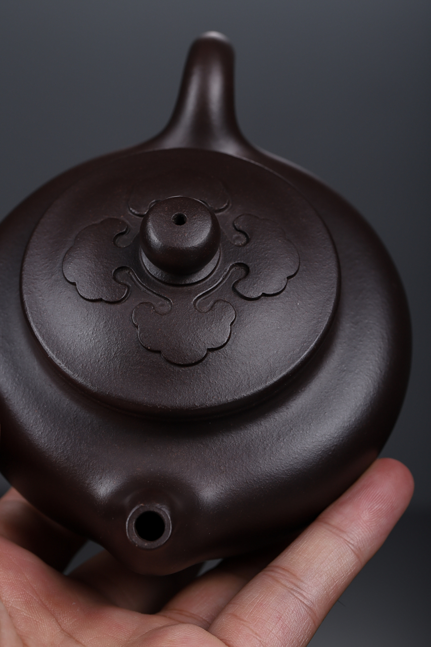 桂林传人冯勤芳61四季如意壶[玫瑰] 黑拼老紫泥(非常好养)|210cc 养