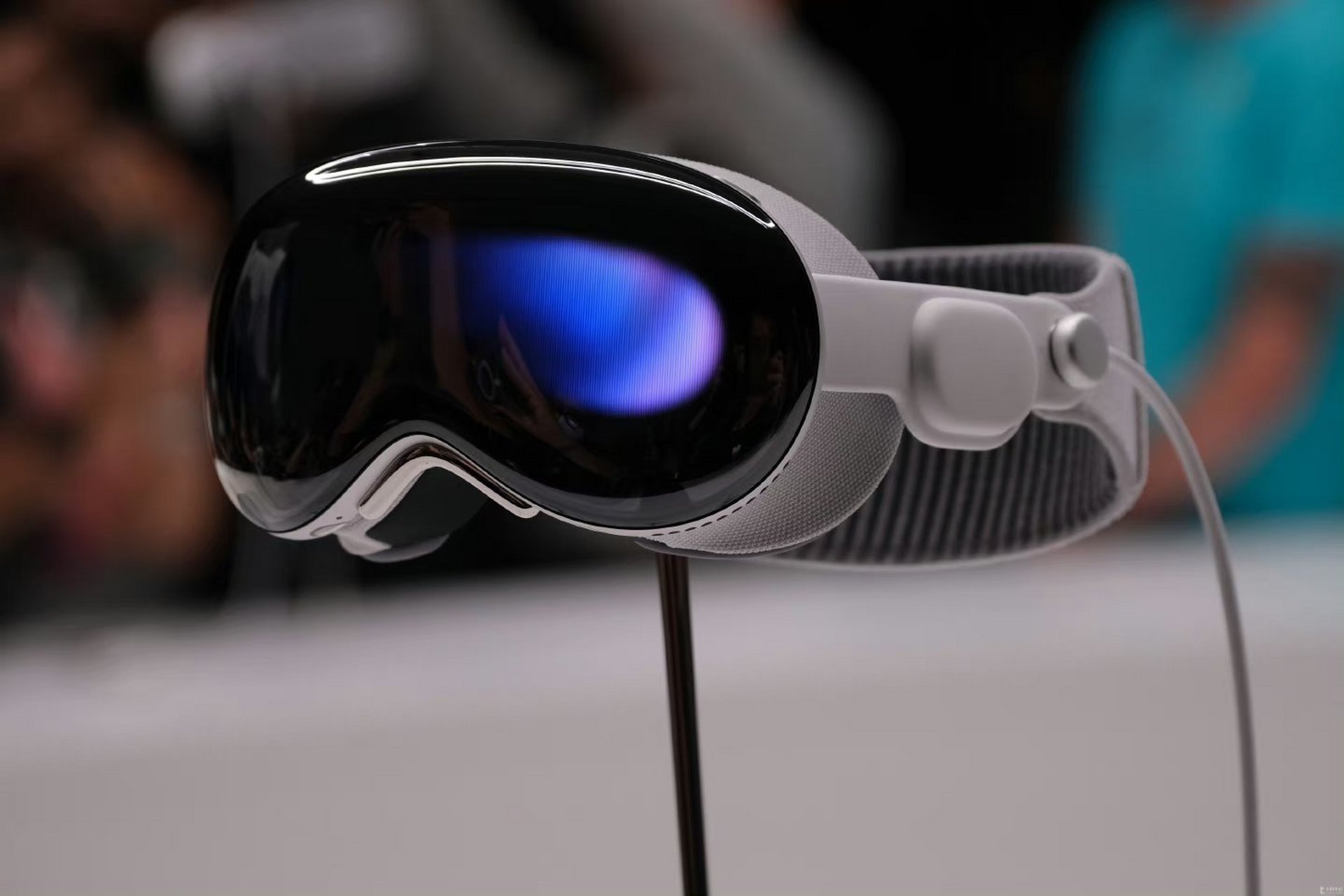 好家伙,苹果mr眼镜vision pro刚发布,网上就流传出了成本明细:总成本