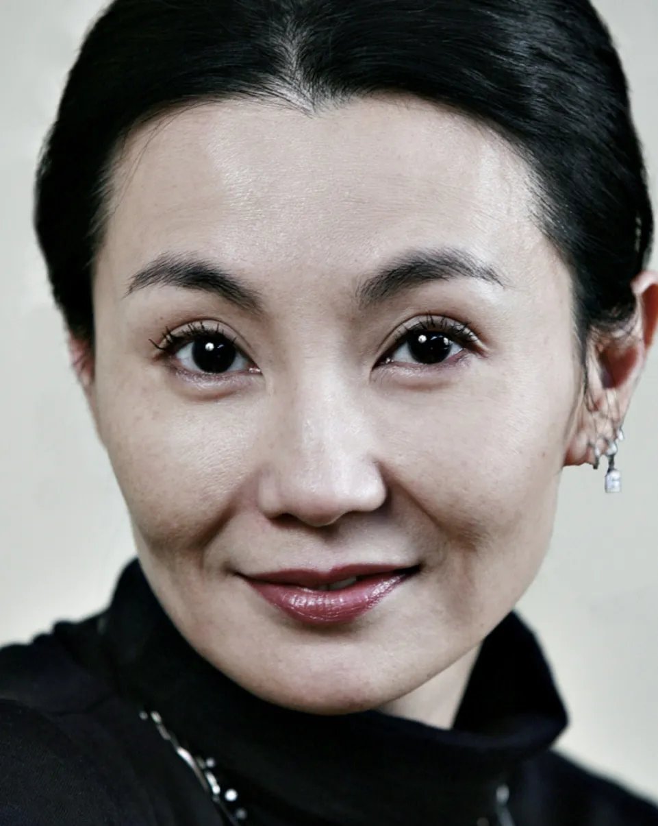 很多人说张曼玉长得惊艳绝伦,可我从没觉得她有多好看