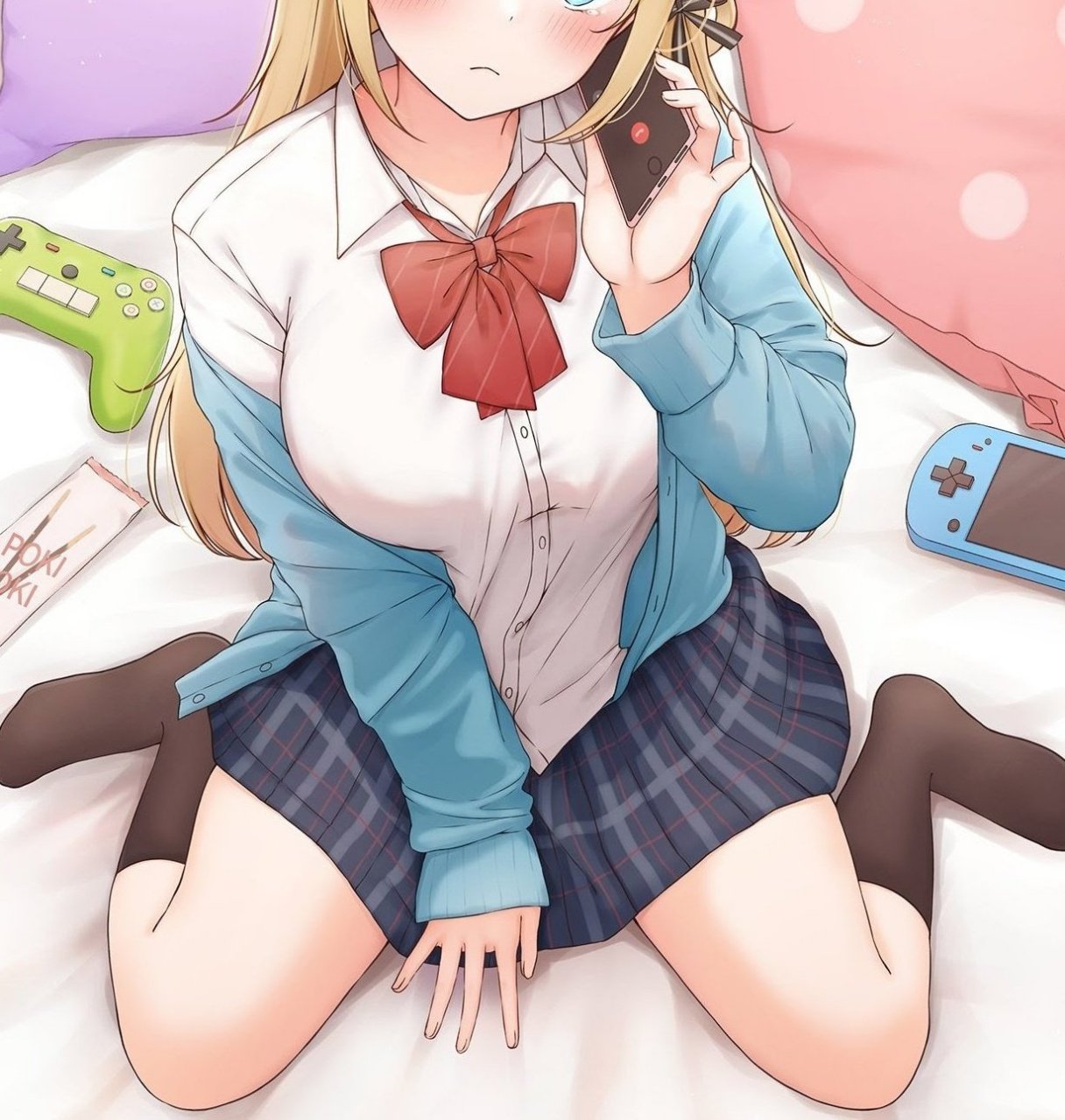 这是在给谁打电话?#二次元美图#  画师:dexiai