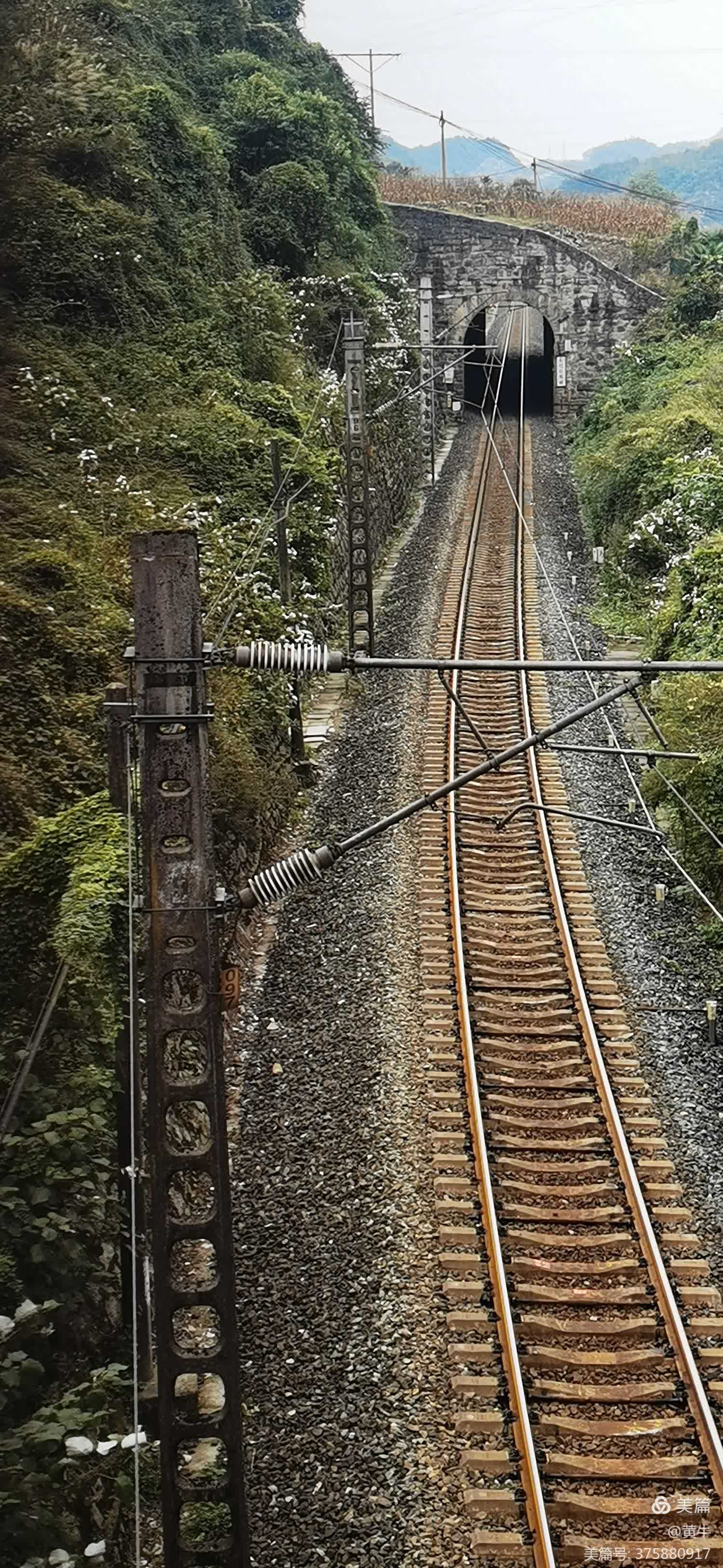 川黔铁路-息烽站至盘脚营站骑行 川黔铁路北起重庆,南至贵阳,全长463