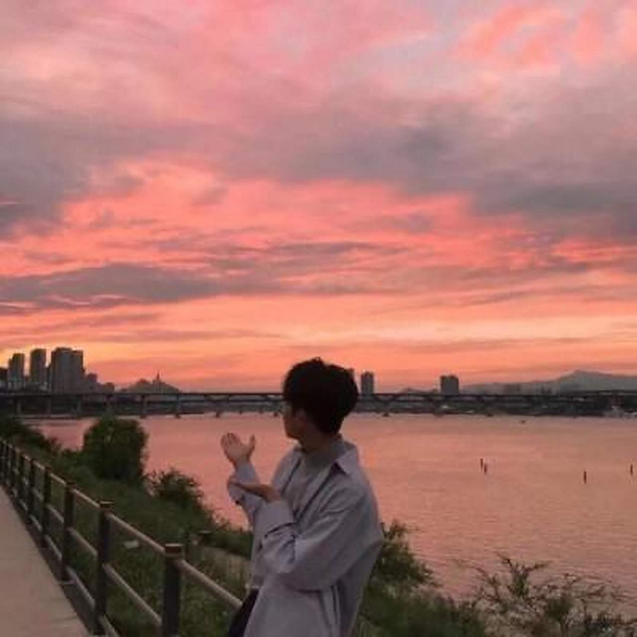 情侣头像有你要的吗?记得点赞哦![嘿哈][嘿哈][嘿哈]