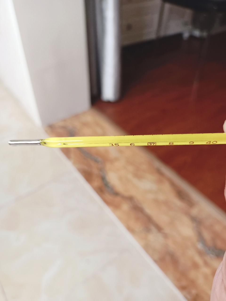 早知道发烧40度能梦见你,能摸着你的头 ,我就不吃布洛芬了.