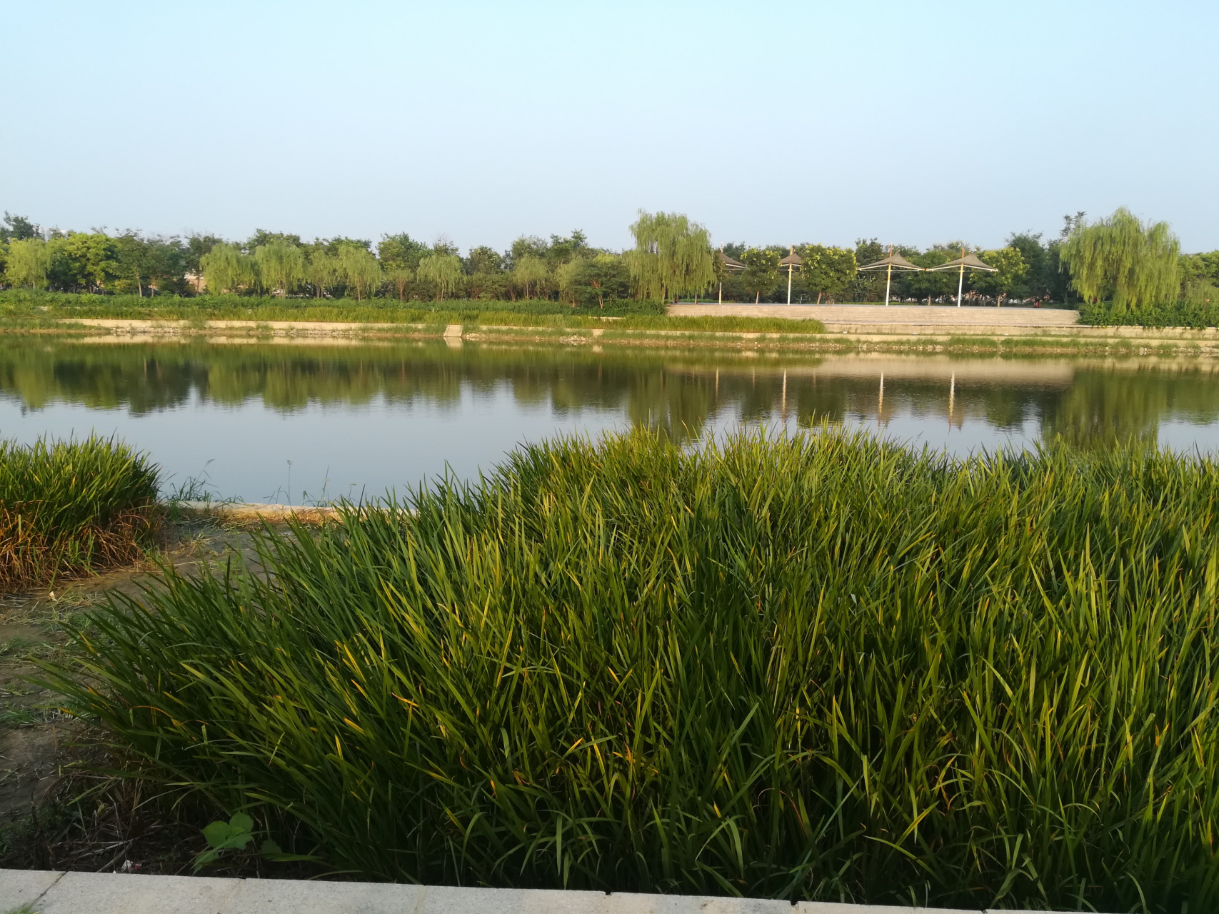 石家庄南三环北边环城水系.简约风光,美丽宜人.