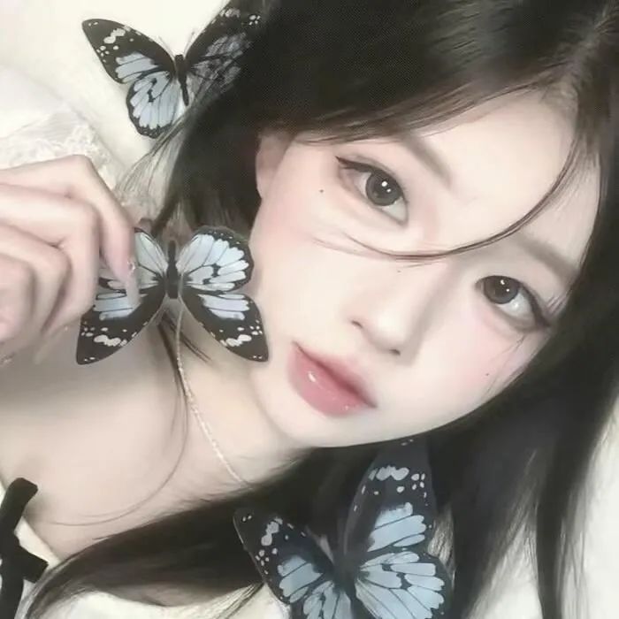 唯美的蝴蝶女生头像