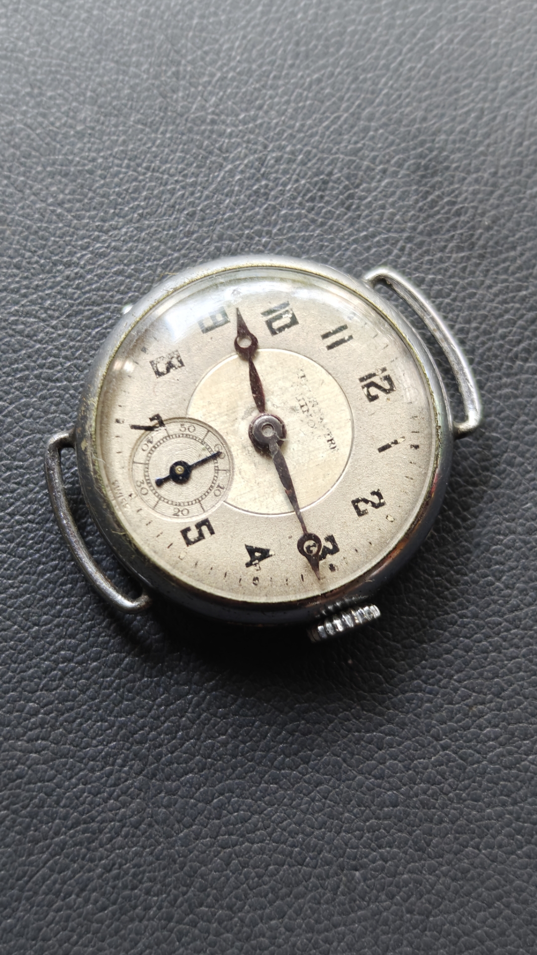 瑞士古董手动机械表,将官底,蓝色宝石轴承,有特色