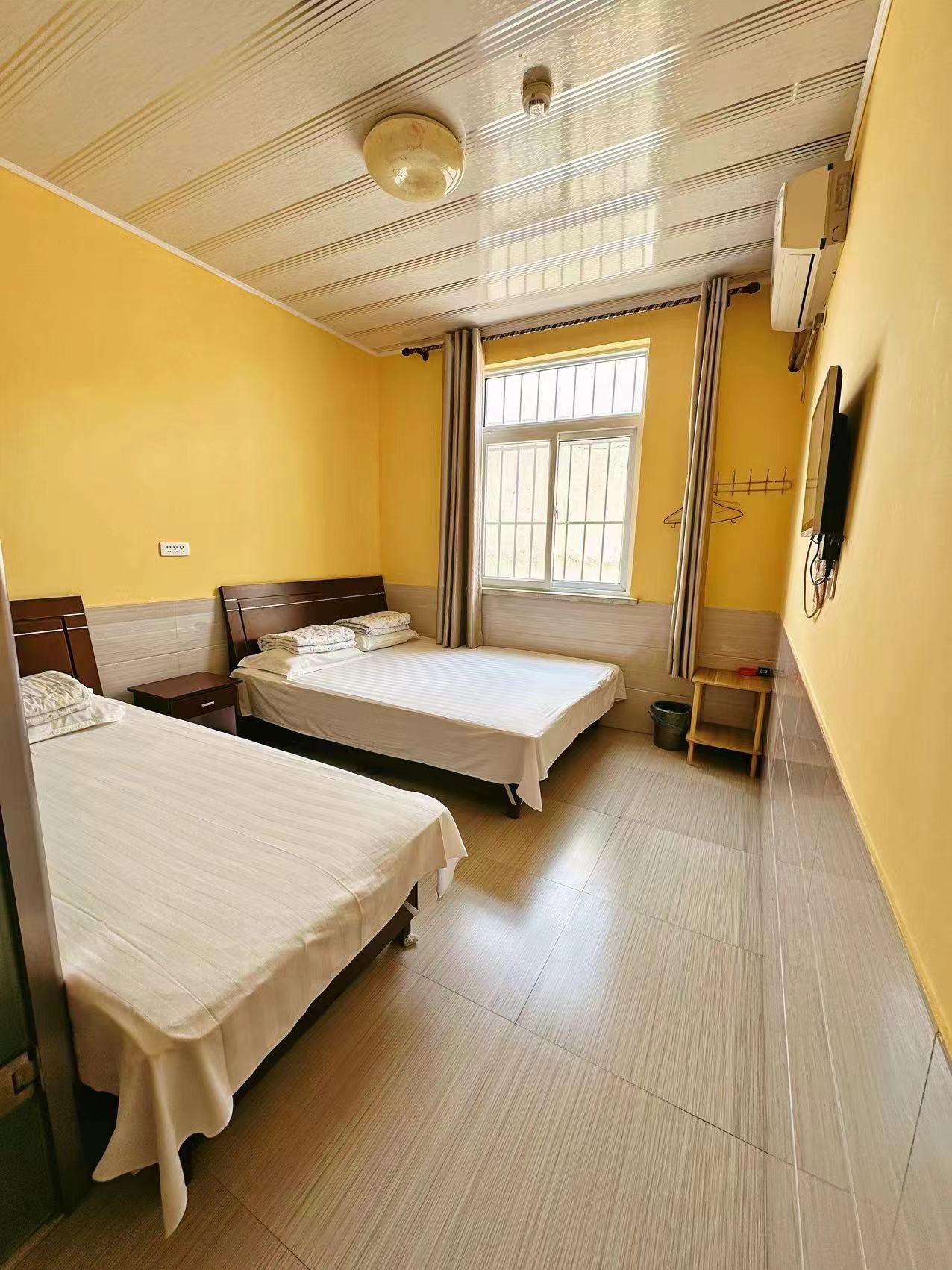 东戴河止锚湾农家院,走路到海边8分钟,双人间,三人间,四人间,多人间