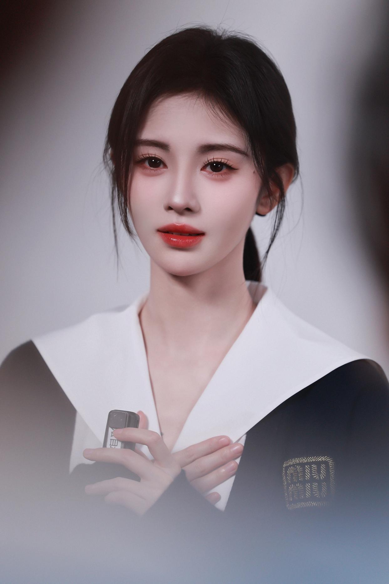 鞠婧祎品牌代言: tripollar初普全球品牌代言人 鞠婧祎 snlley首位