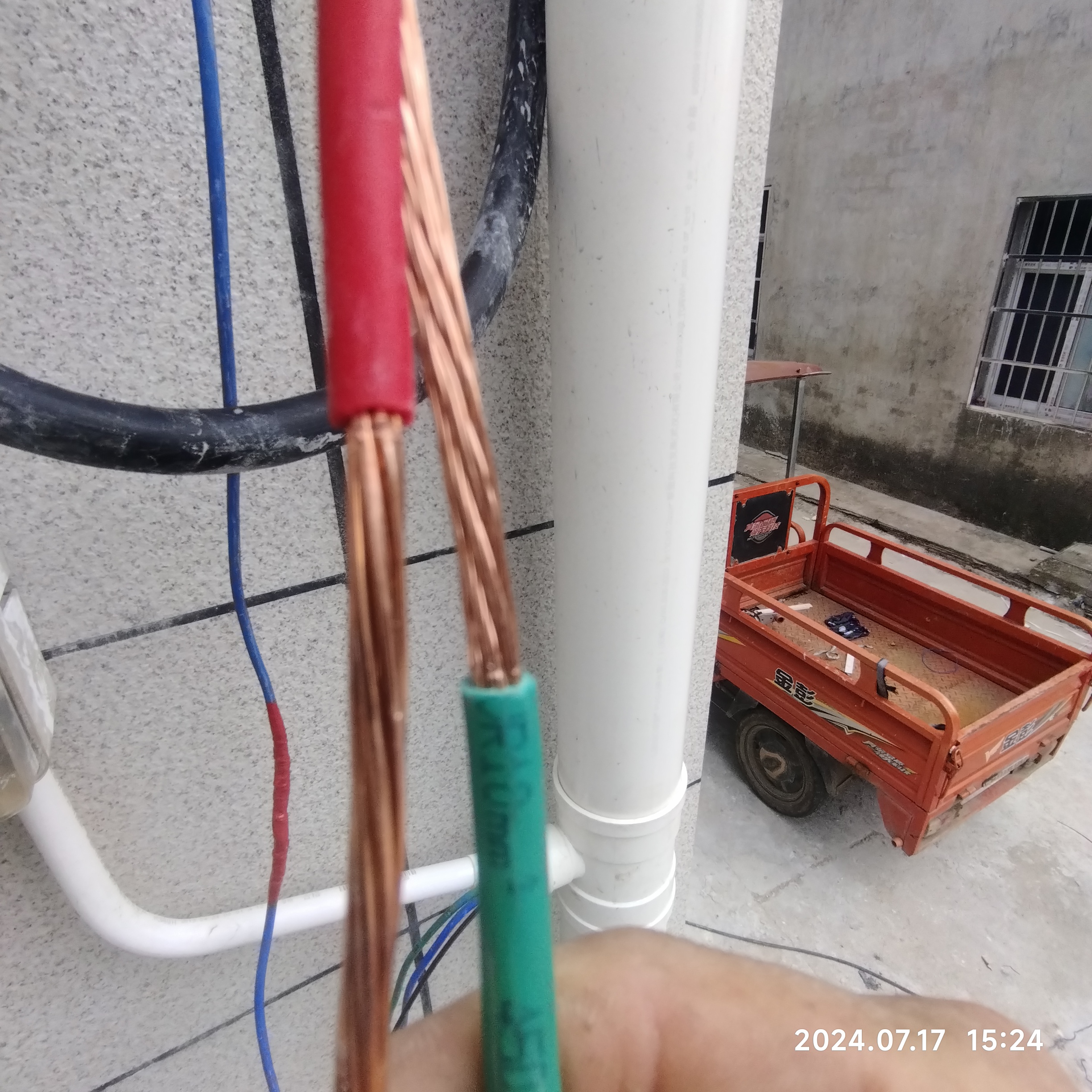 十平方进户线接头,这活怎么样?