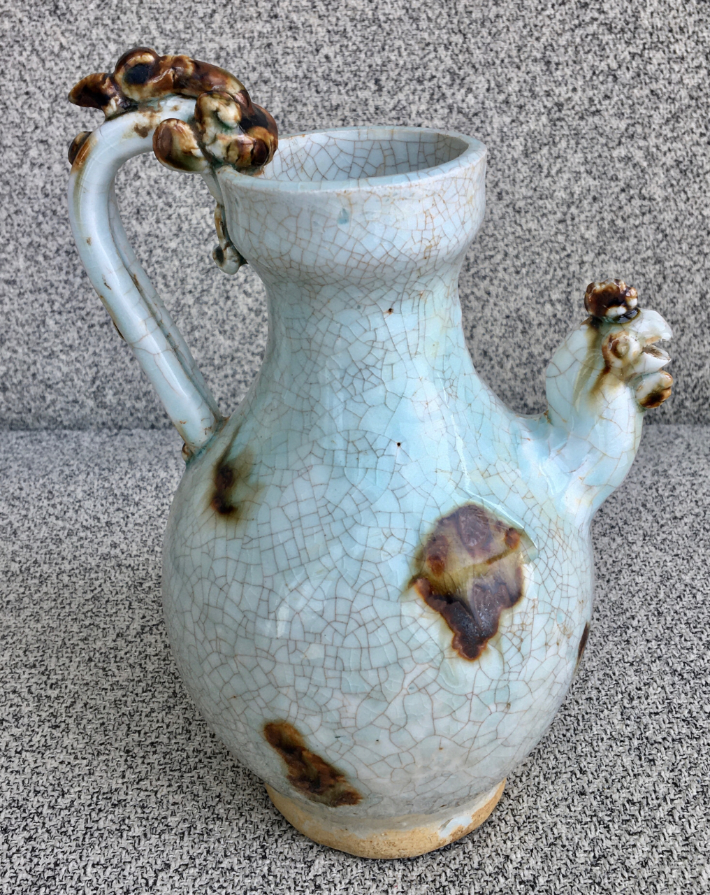 宋代湖田窑影青点褐彩鸡首壶