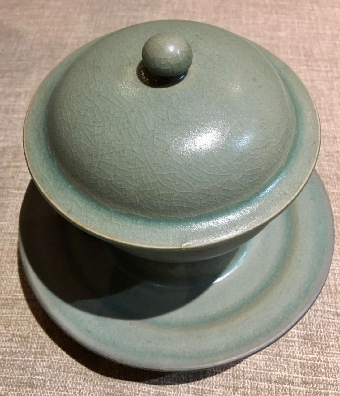 世界瓷器的最高级别的宋代汝窑茶盏,分享到代的真正藏品