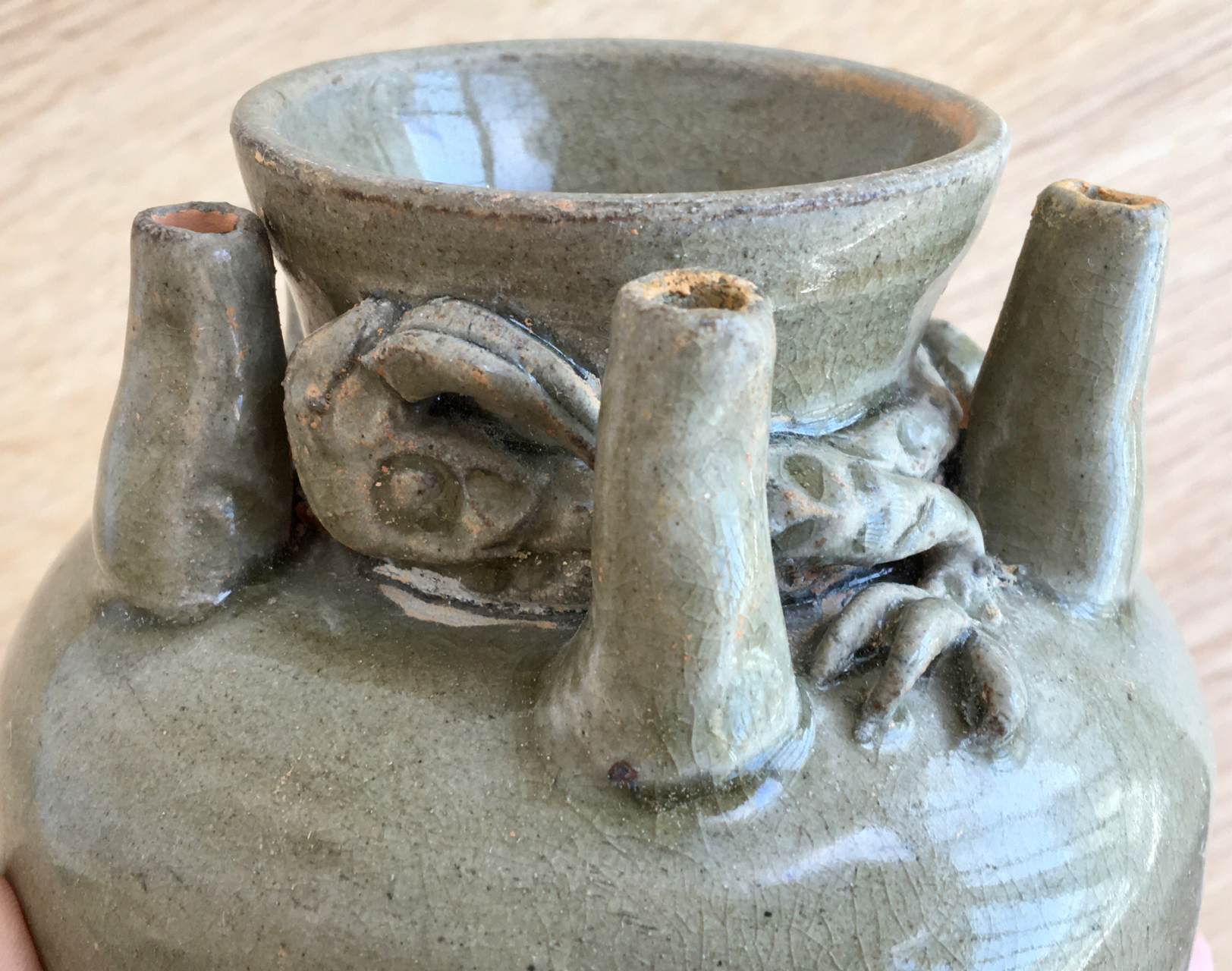 宋代龙泉青瓷五管瓶