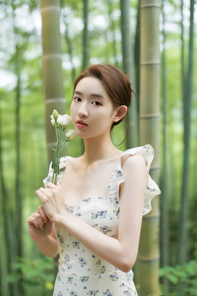 …你和辛旗什么关系