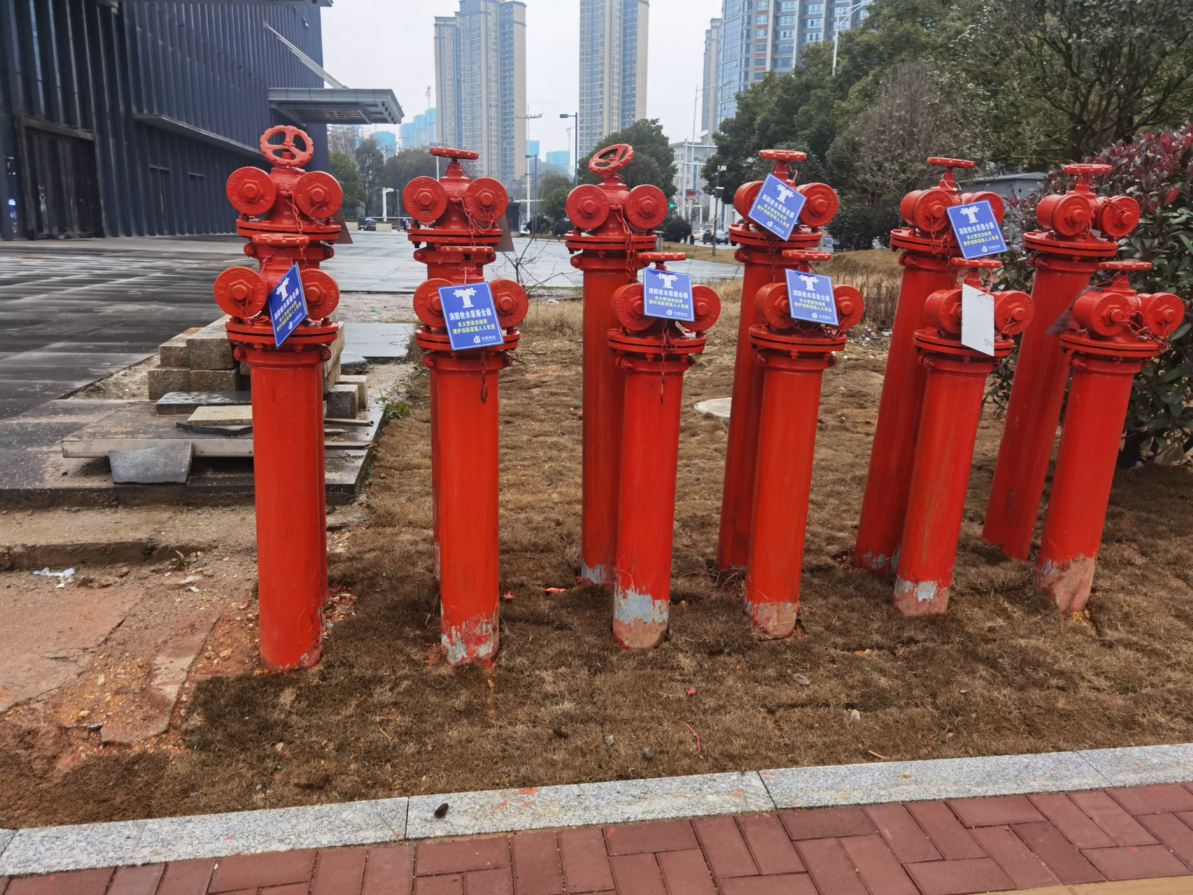 消防设施:消防栓水泵接合器.