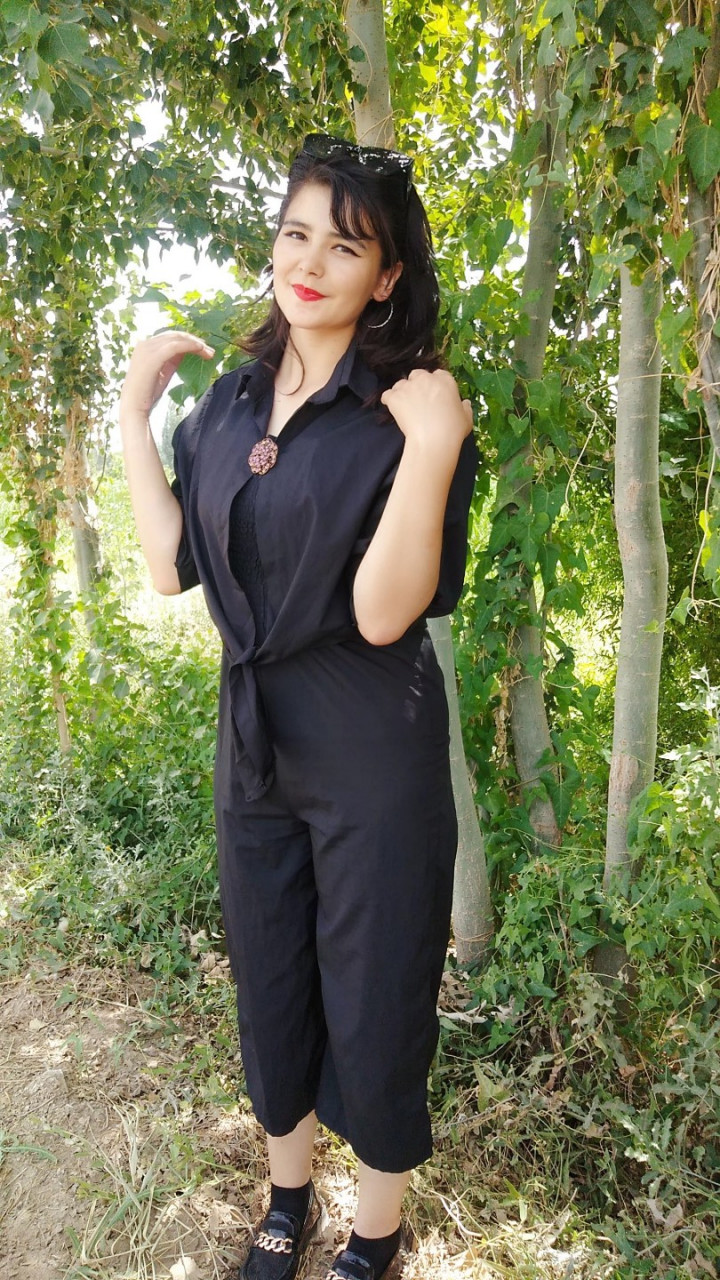 基本信息  中文名  古丽娜尔·阿卜杜热伊木  外文名  gulnarabdury