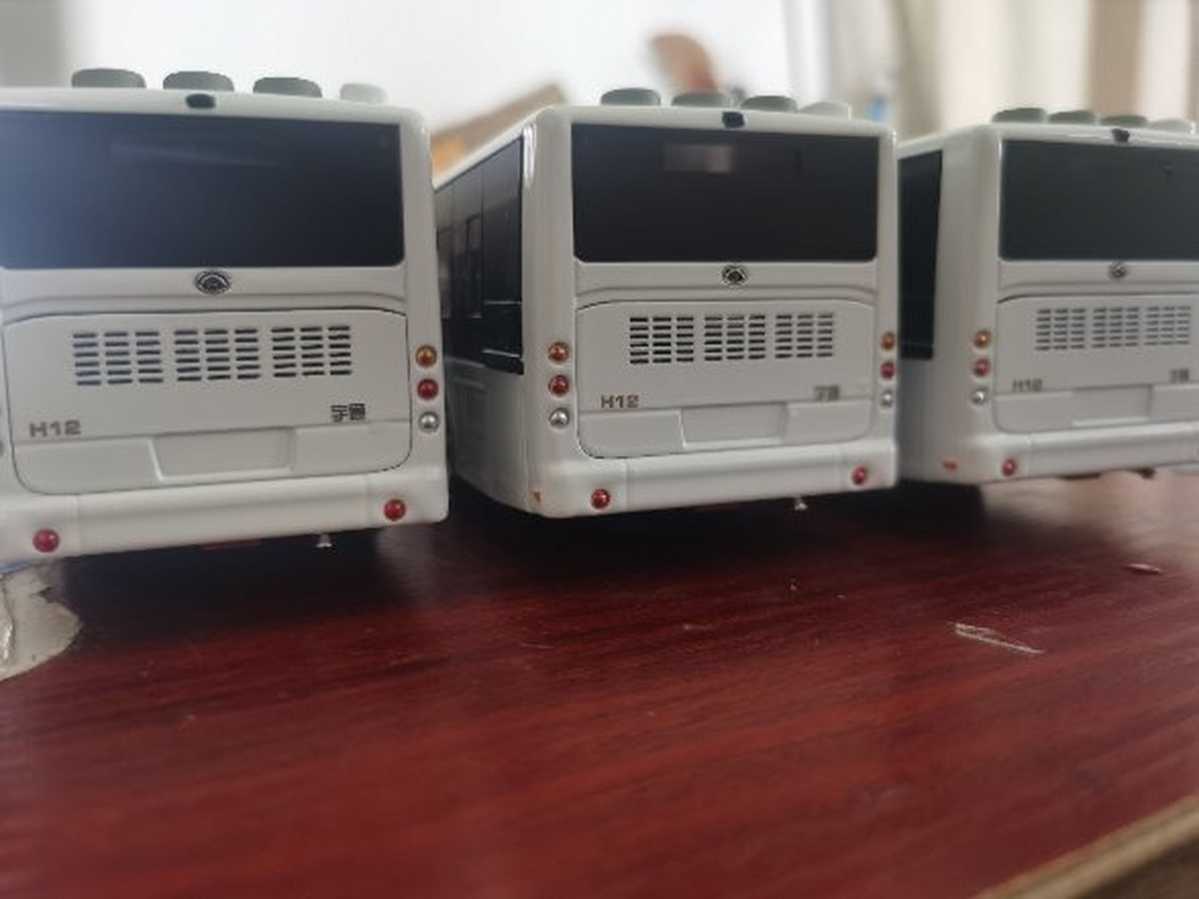 想买辆新款宇通h12