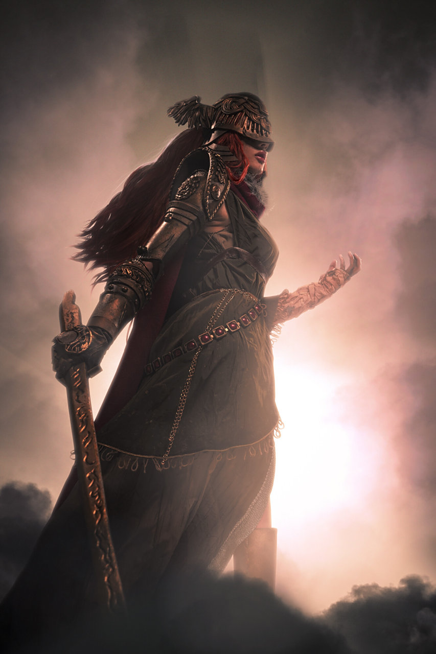 《艾尔登法环》女武神玛莲妮亚 cosplay  instagram:xenon_ne(alin ma