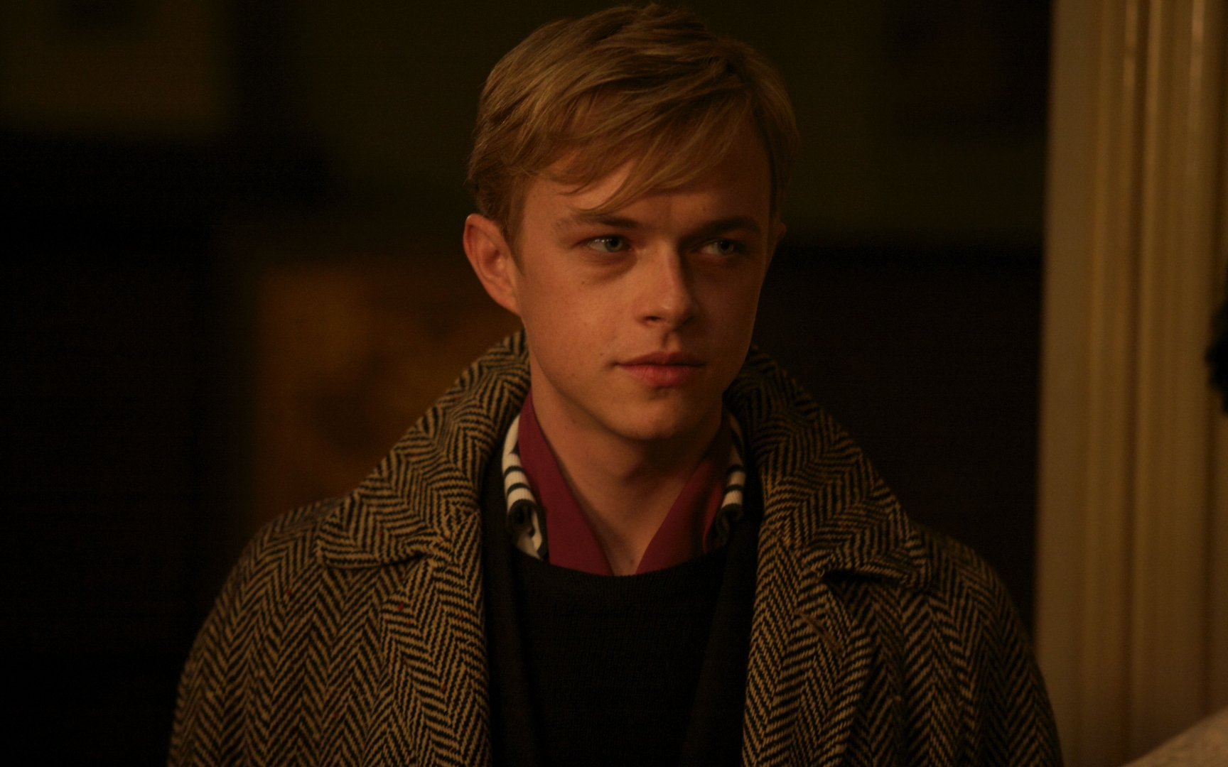 年轻老外帅哥视频网站_老外帅哥头像图片 冷酷