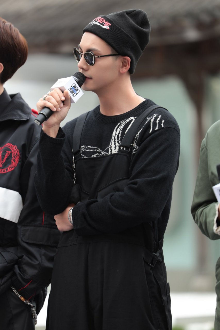 应对降温穿搭术# 陈伟霆真是会穿!