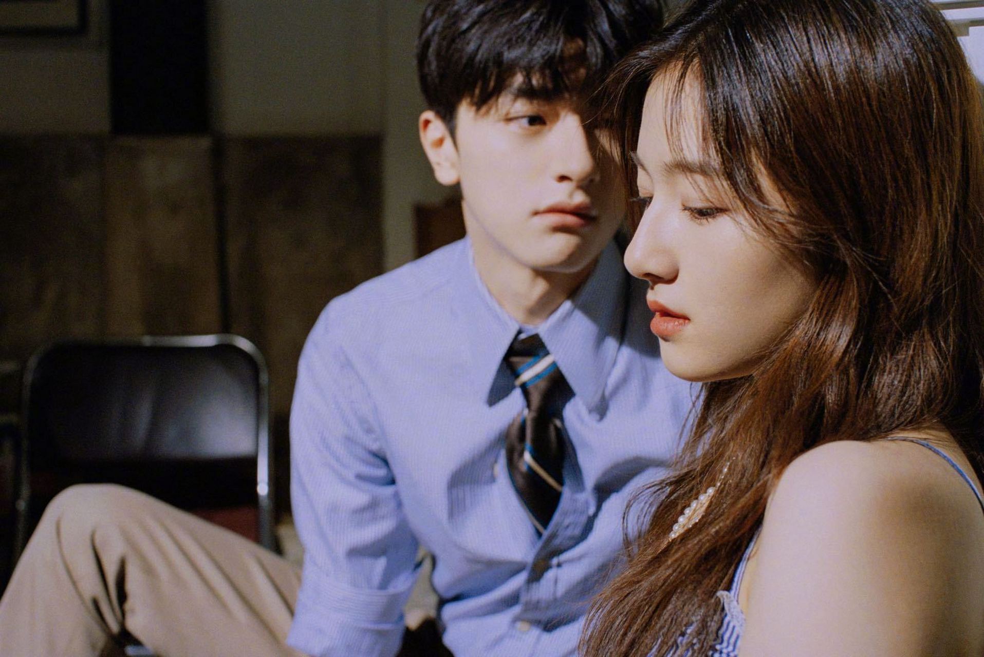 李兰迪林一的时尚大片,俊男美女,表现力太绝了,#炸街潮好物# #百大