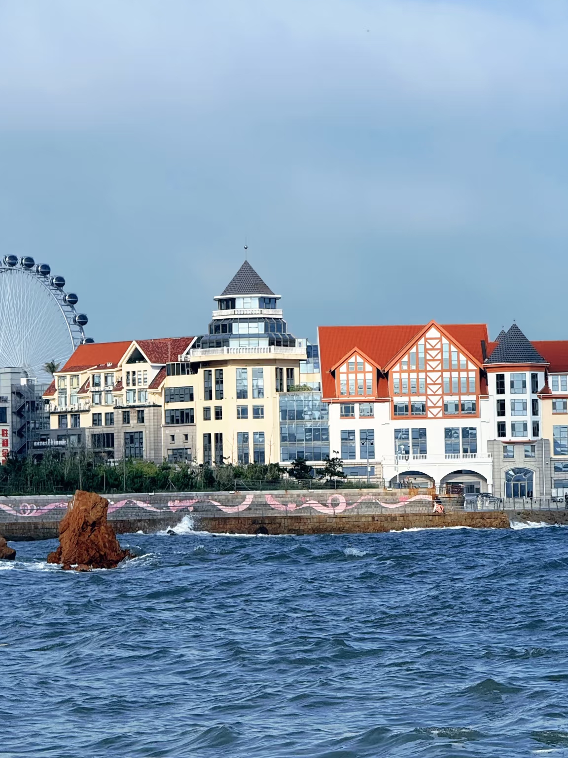 换个角度看世界# 我最近去山东沿海玩了一圈,本来对青岛的期待就是"