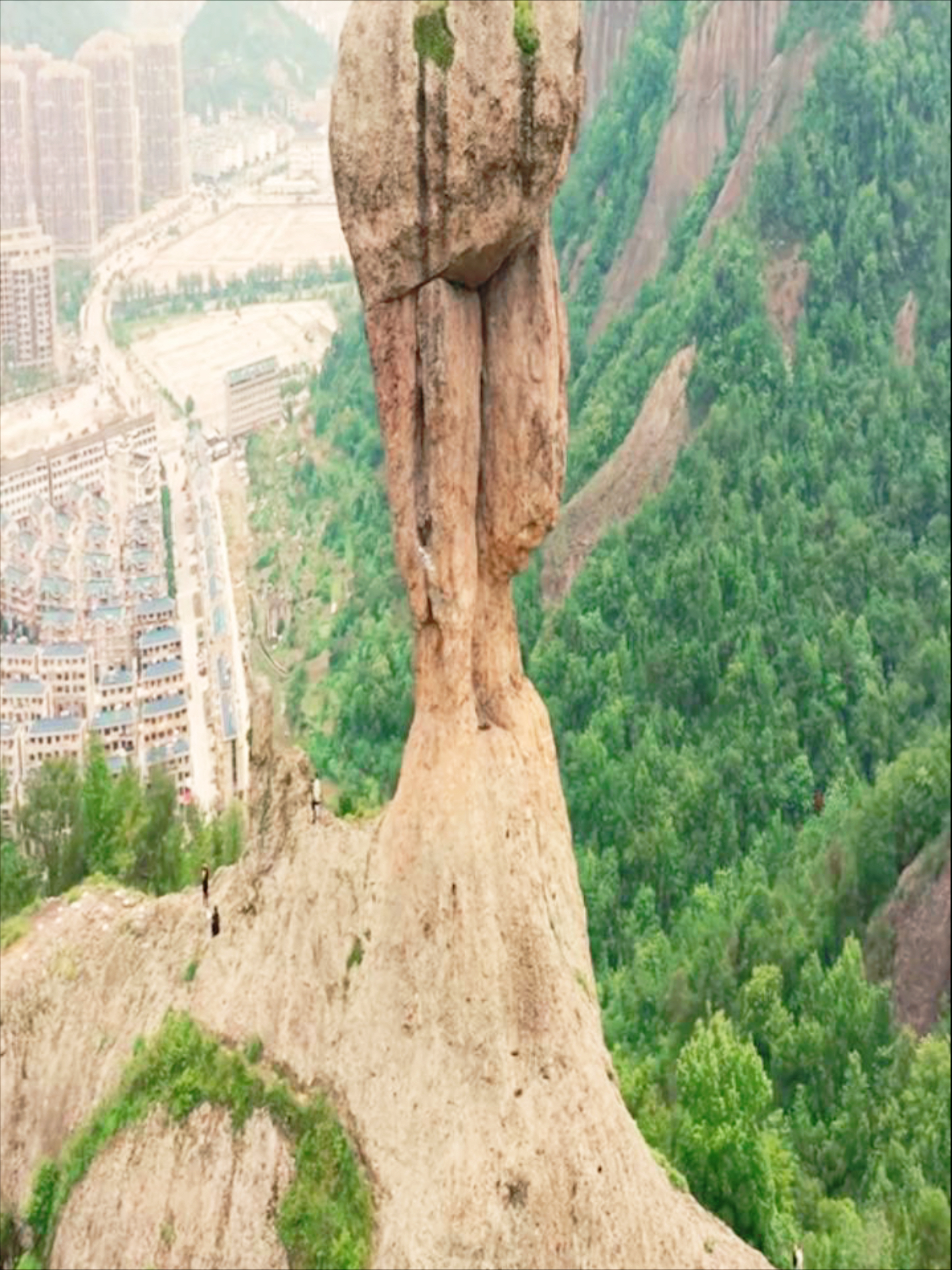 浙江温岭石夫人山图片